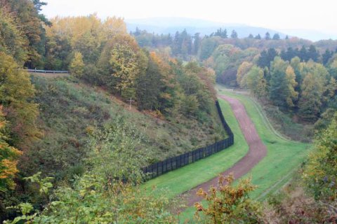 Reststreifen der innerdeutschen Grenze zwischen Thüringen und Hessen am Grenzmuseum Schifflersgrund