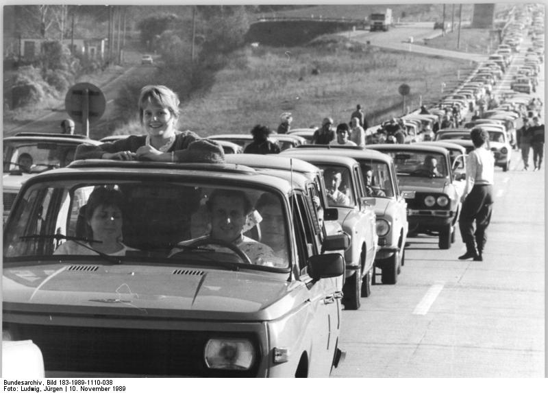 Stau am Grenzübergang Wartha 1989